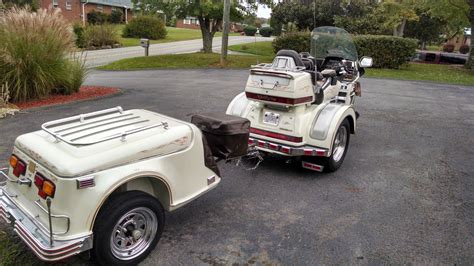 HONDA GOLDWING TRIKE & MATCHING PULL BEHIND TRAILER