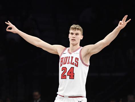 Lauri Markkanen Stats, Salary, Net worth, Age, Height, Girlfriend ...