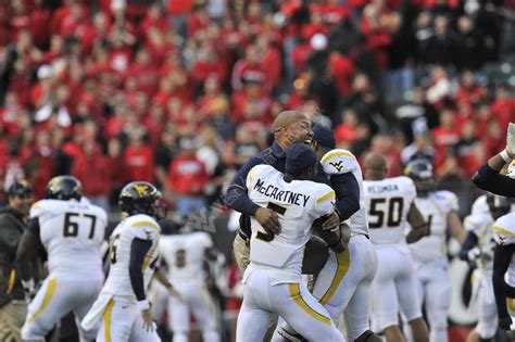 28003 WVU Football Cincinnati November 2011 - wvuphotos