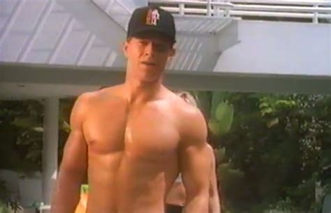 Mark Wahlberg's '90s "Marky Mark Workout" Is the Best Clip You'll See ...