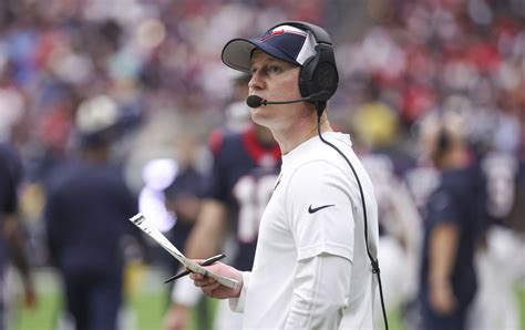 Houston Texans offensive coordinator Bobby Slowik head coach profile