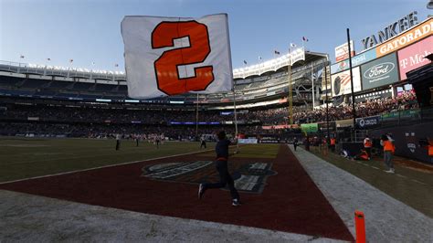 Syracuse | Pinstripe Bowl | New York Yankees