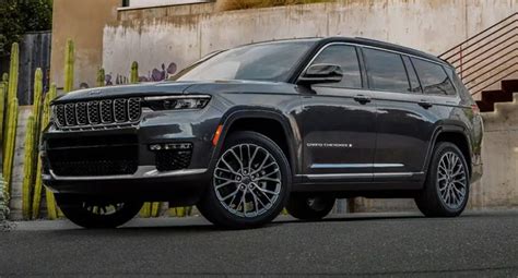 Is the 2023 Jeep Grand Cherokee Overland a Real Off-Road SUV?