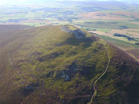 A huge Scottish hillfort was the largest settlement in medieval Britain - Ars Technica