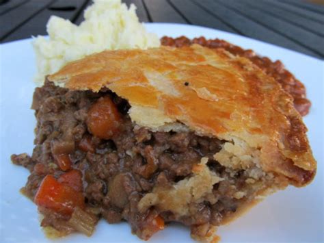 British Beef And Onion Pie Recipe - Food.com