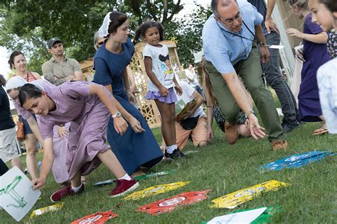 An Introduction to Dutch Blitz | Smithsonian Folklife Festival