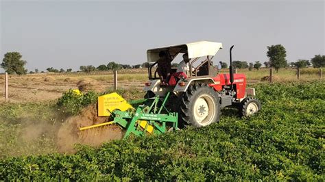 Tractor Peanut Harvesting Machine || Peanut grated? How this Naula Farm ...