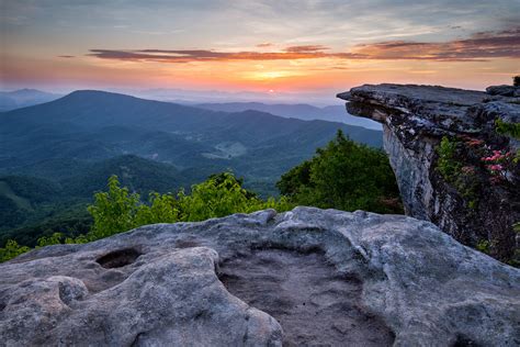 Mcafee Knob Sunrise 2 | The dawn of a new day. This is anoth… | Flickr