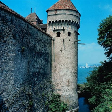 The Castles of Switzerland | USA Today