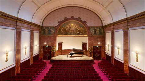 Discover classical music with Wigmore Hall's scheme offering £5 tickets to under 35s - Classic FM