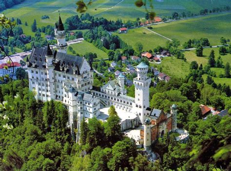 Keajaiban Dunia: Kastil Neuschwanstein - Jerman