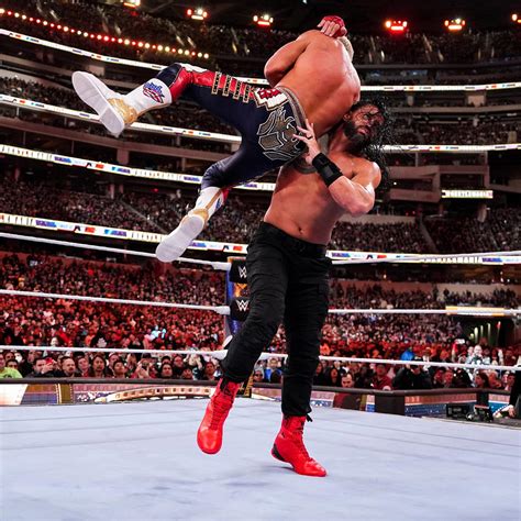 Roman Reigns vs. Cody Rhodes | Undisputed WWE Universal Title Match | WrestleMania 39 - WWE ...