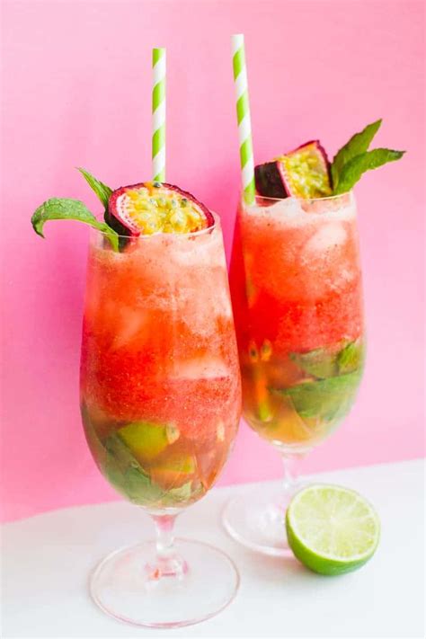 PASSIONFRUIT & STRAWBERRY MOJITOS RECIPE! THE PERFECT SUMMER COCKTAIL! | Bespoke-Bride: Wedding Blog