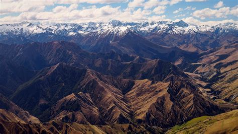 New Zealand Southern Alps [OC][5490x3088] : r/EarthPorn