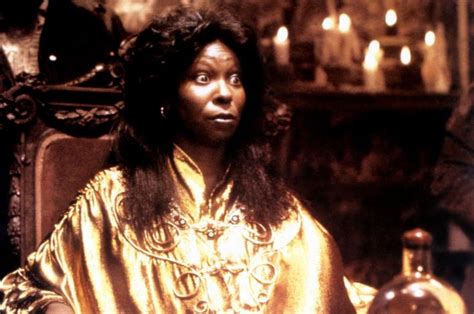 Ghost (1990) - Whoopi Goldberg | Whoopi goldberg, Ghost movies, Danger girl