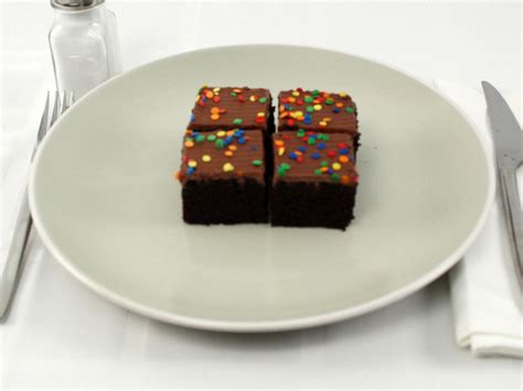 Calories in 1 slice(s) of Chocolate Cake with Chocolate Frosting.