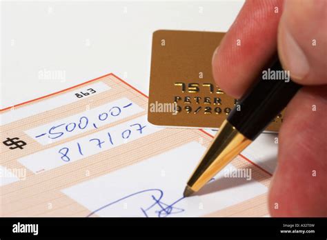 Bank signature hi-res stock photography and images - Alamy