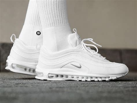 Nike Air Max 97 Triple White : Release Reminder | WAVE®