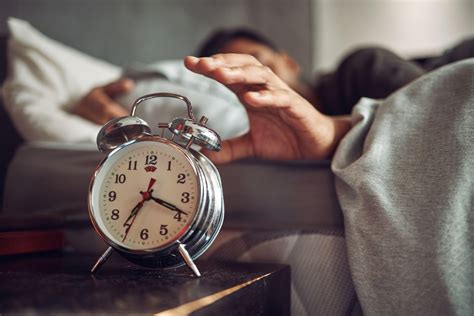 Changing Clocks to Daylight Saving Time Is Bad for Your Health ...