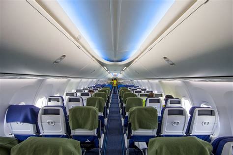 American Air drops seat-back video screens on new Boeing MAX jets | The Seattle Times