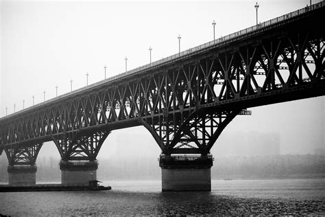 Nanjing Yangtze River Bridge | Behance