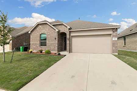 Find Little Elm Homes for Sale & Little Elm Real Estate