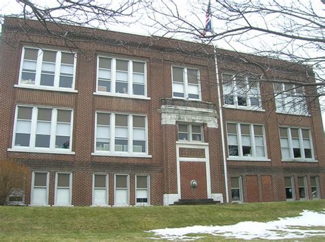 Bath Township School--Summit County, Ohio | Aaron Turner | Flickr