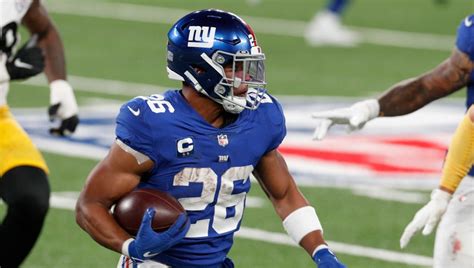 Saquon Barkley Reportedly Suffered A Torn ACL Against The Bears