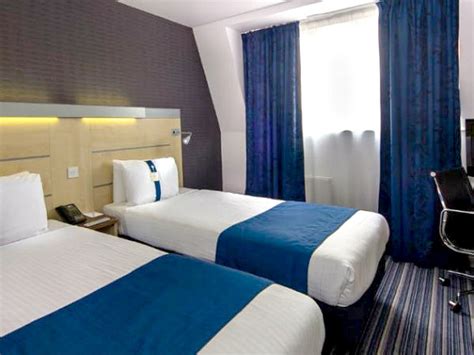 Holiday Inn Express London Southwark, London | Book on TravelStay.com