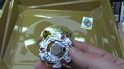 Beyblade Unboxing Variares 4D Hasbro DerSpielpirat - YouTube