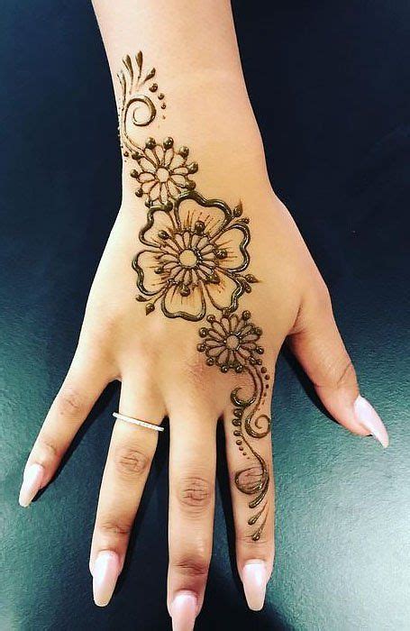 30 Beautiful Henna Tattoo Design Ideas & Meaning | Henna tattoo designs ...