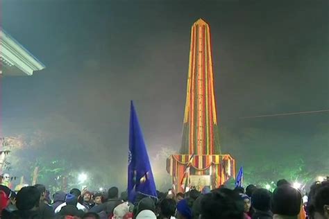 Bhima Koregaon anniversary: Thousands visit Vijay Stambh near Pune amid heavy security - India ...