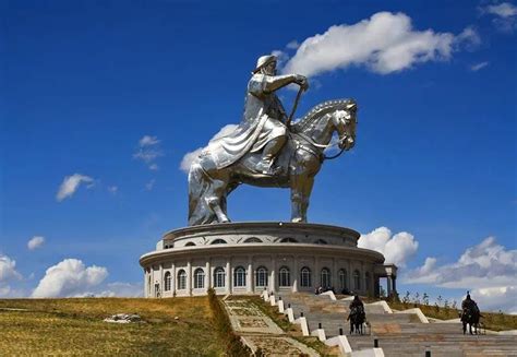 Genghis khan Statue 10 interesting facts