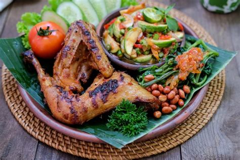 5+ Resep Ayam Taliwang yang Bikin Ketagihan, Yuk Coba! | Orami