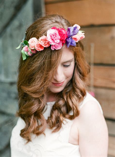 Bridal flower crown | Wedding & Party Ideas | 100 Layer Cake