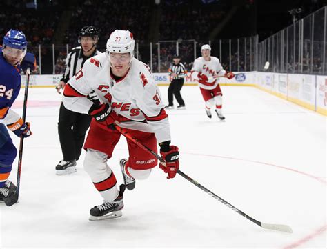 Carolina Hurricanes: Revisiting 2019-20 Player Predictions