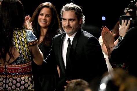 🔥 [31+] Joaquin Phoenix Best Actor Oscars Wallpapers | WallpaperSafari