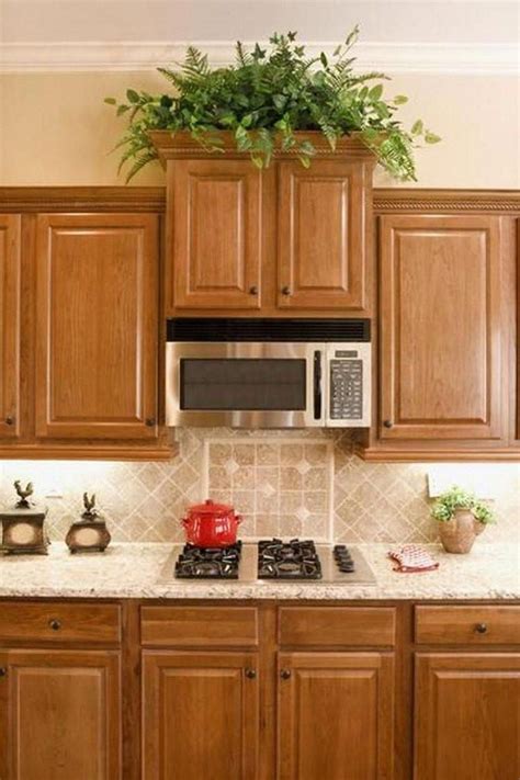 Modernizing Your Kitchen With Oak Cabinets And Backsplash Ideas - Home Cabinets