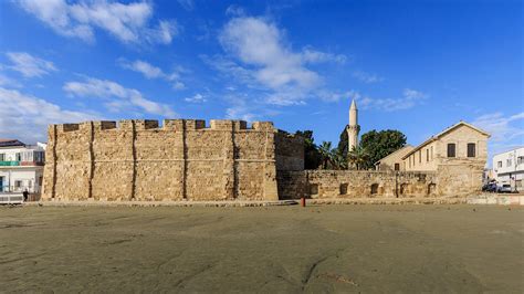 Larnaca 01-2017 img01 Larnaca Fort - List of castles in Cyprus - Wikipedia | Larnaca, Old city ...