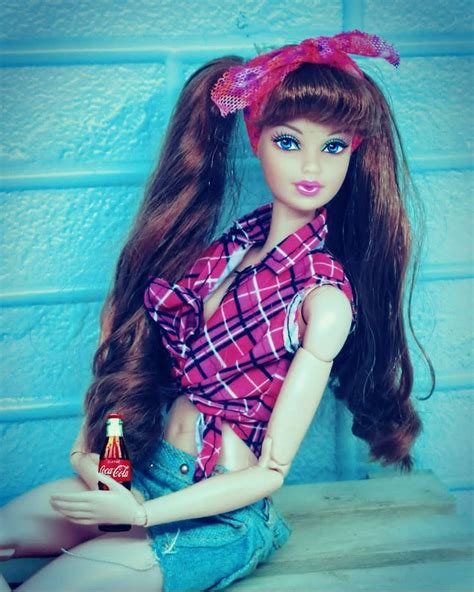 Pin de Olga Vasilevskay em Barbie Dolls Steffie Face Mould | Bonecas ...