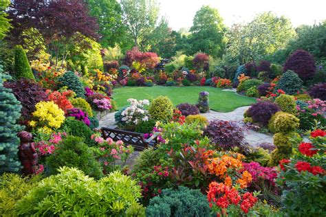 Four Seasons Garden - The most beautiful home gardens in the world | Most beautiful places in ...