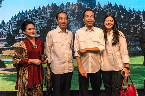 Jokowi unveils own wax figure at Madame Tussauds Hong Kong - Lifestyle - The Jakarta Post