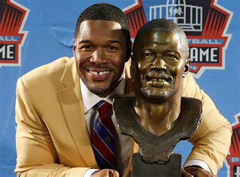 Ex-Giants defensive end Michael Strahan gets rid of his trademark gap ...