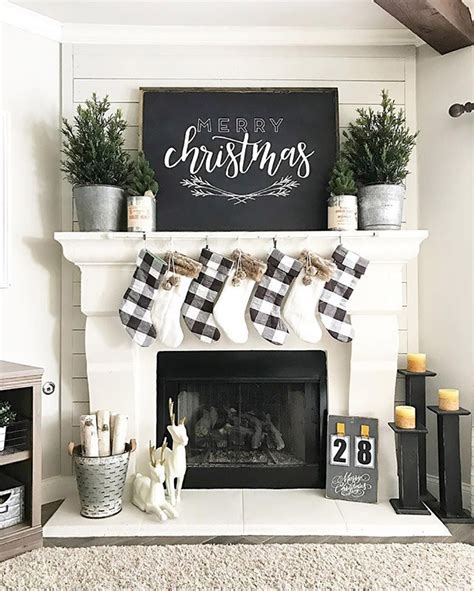 Best of Farmhouse Christmas Mantels - The Cottage Market