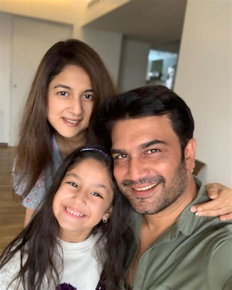 Sharad Kelkar birthday: These pics of the Tanhaji actor with wife Keerti & daughter Kesha are ...