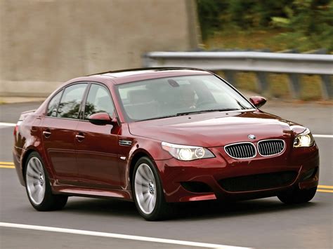 Car in pictures – car photo gallery » BMW M5 Sedan USA E60 2004 Photo 19