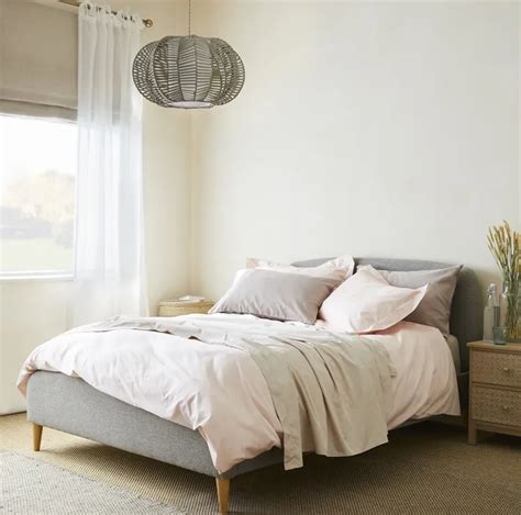 Cream bedroom ideas - beautiful ways to nestle in neutrals