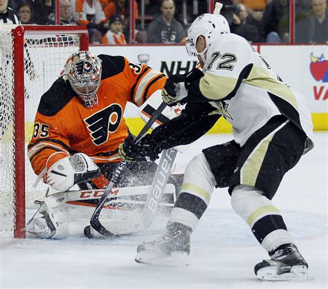 Flyers beat Penguins 3-1, clinch playoff spot - Sports Illustrated