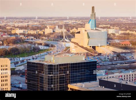 Skyline of Winnipeg at sunset. Winnipeg, Manitoba, Canada Stock Photo ...