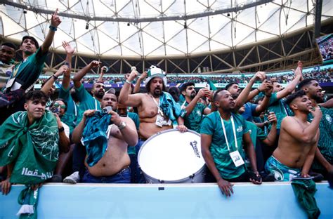 Saudi Arabia fans celebrate like Ronaldo after beating Messi - Futbol ...